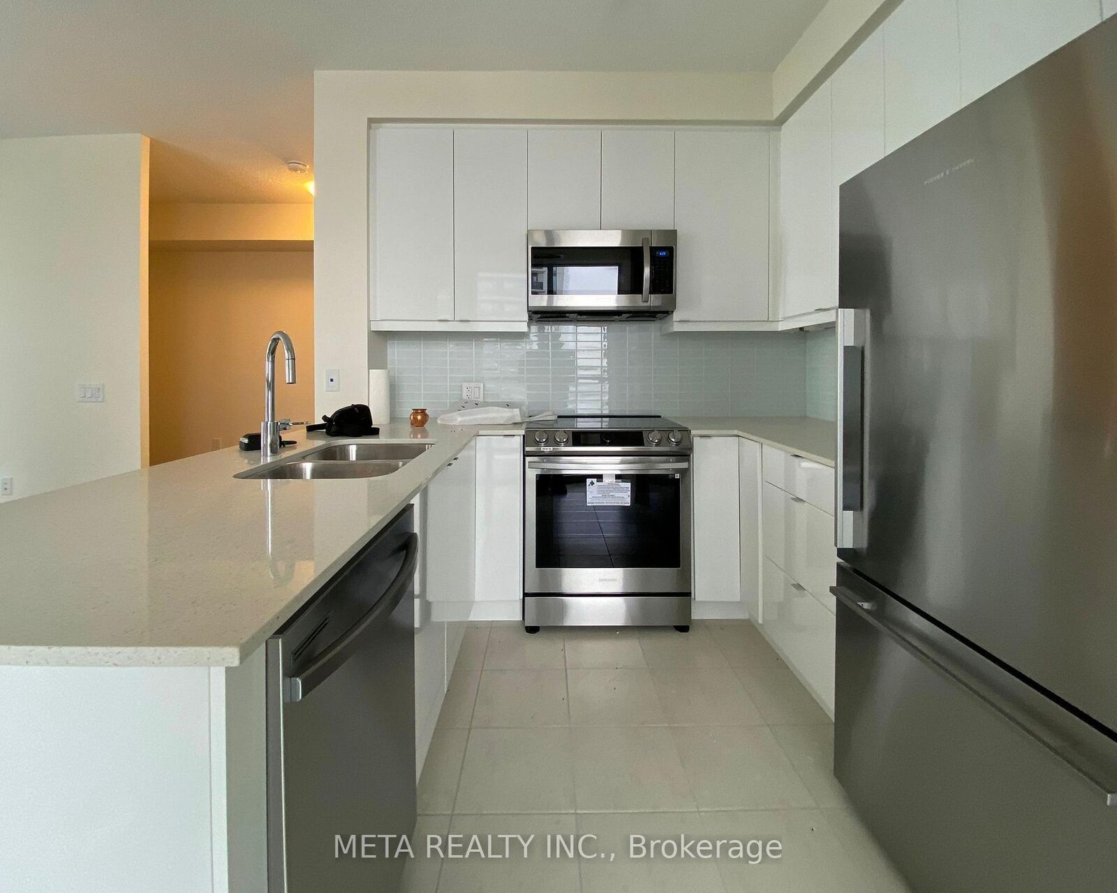 Property Photo:  50 Thomas Riley Road 717  ON M9B 0C5 