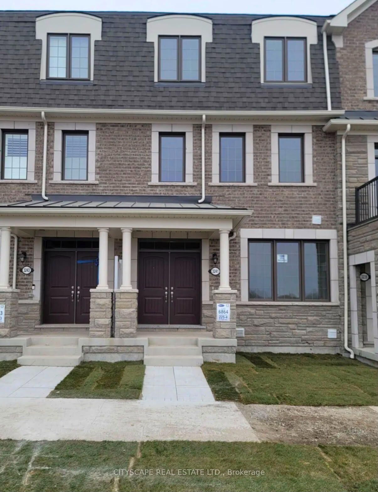 Property Photo:  3241 Brigadier Avenue  ON L1X 0N4 