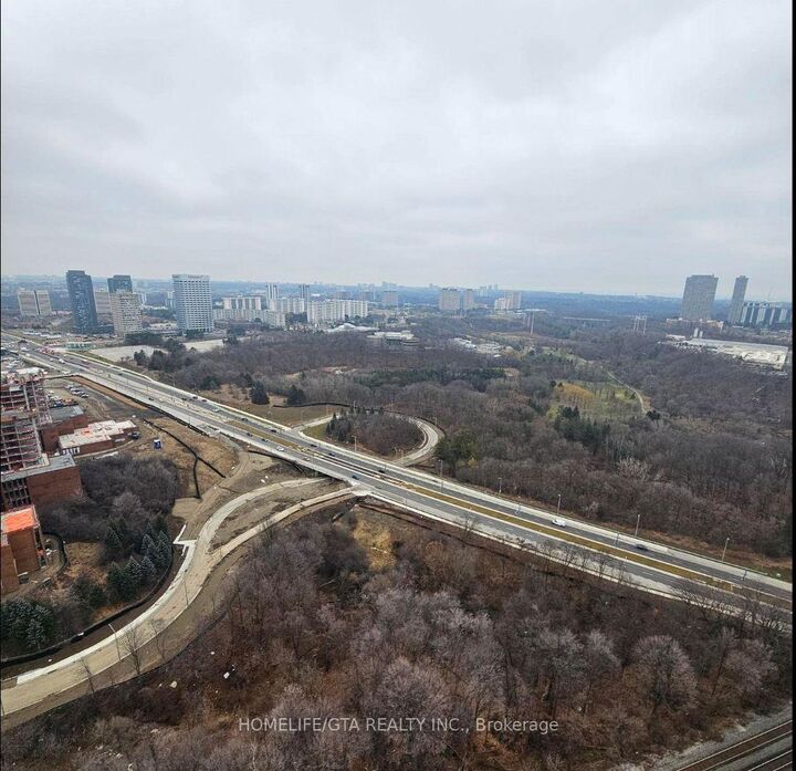 Property Photo:  30 Inn On The Park Drive 3006  ON M3C 0P7 
