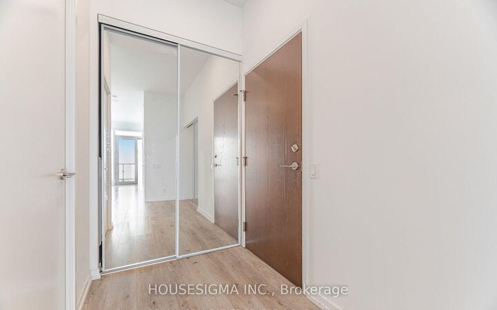 Property Photo:  7890 Jane Street  ON L4K 0K9 