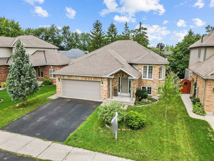 Photo de la propriété:  102 Watson Street  ON N0M 2J0 