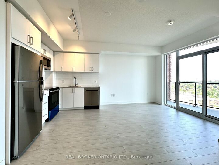 Property Photo: 4010 Eglinton Avenue W 1903 ON M9A 0G5