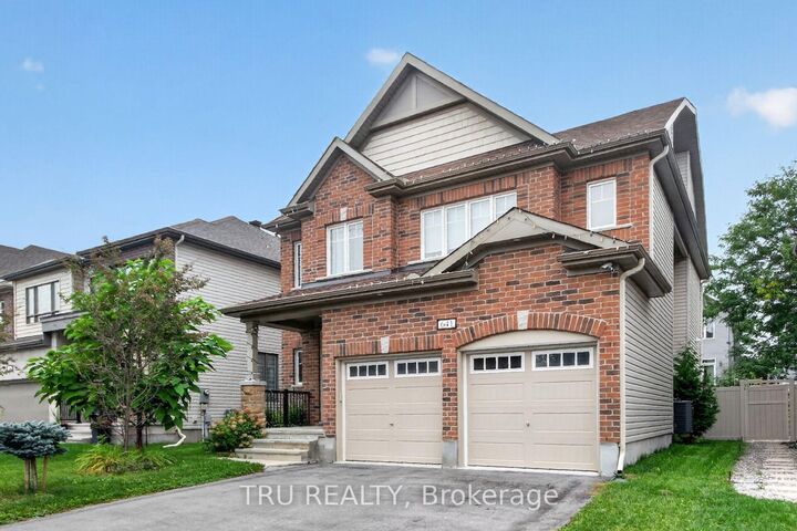 Property Photo:  641 Parade Drive  ON K2S 0X8 