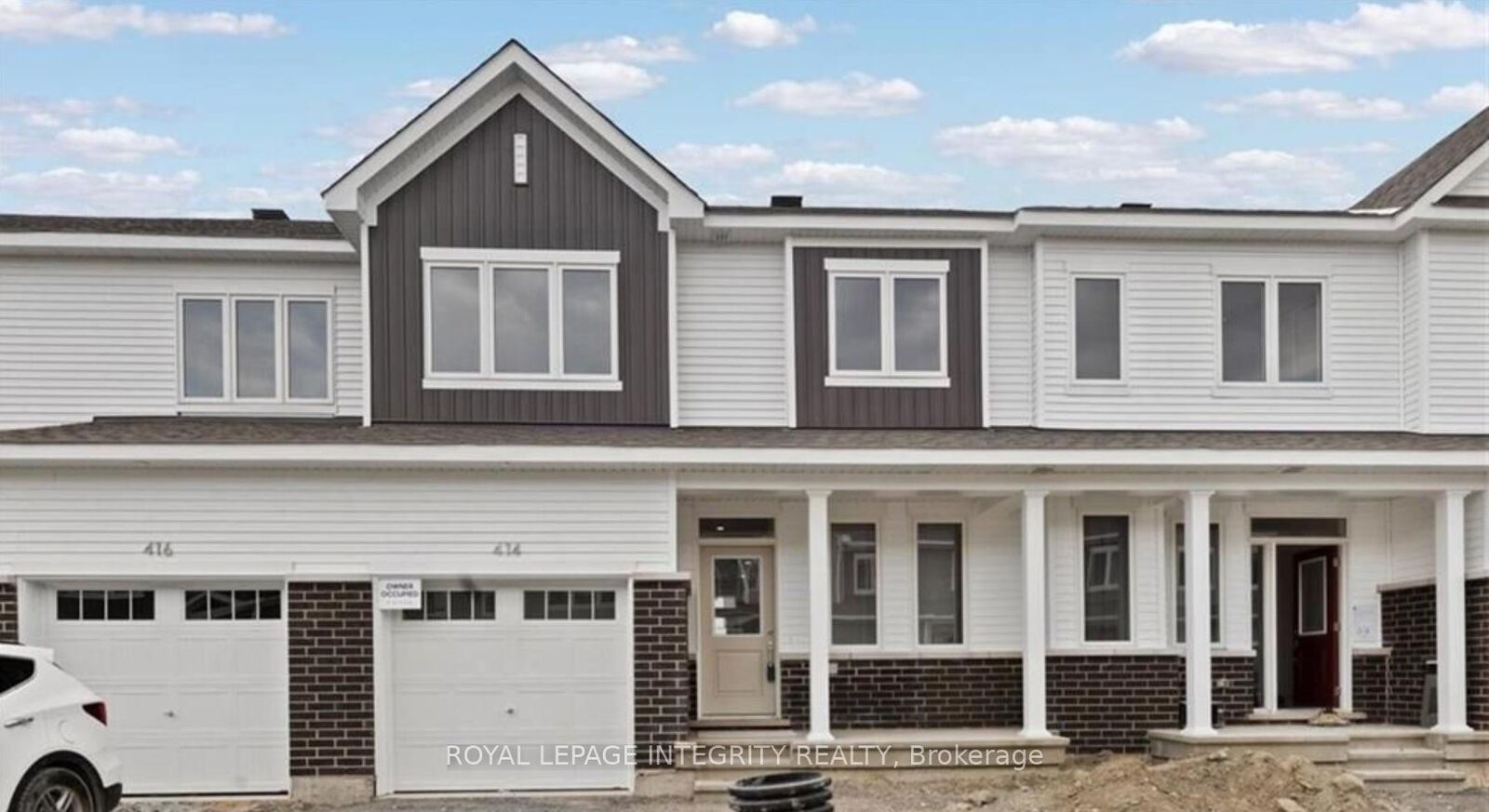 Property Photo:  414 Epoch Street  ON K2J 6X5 