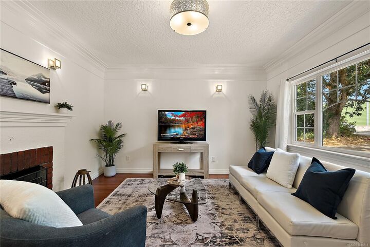 Property Photo:  813 Portage Rd  BC V8Z 1L7 