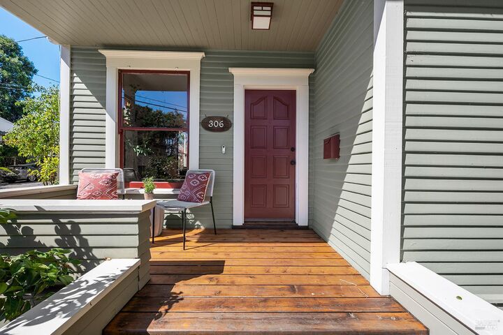 Property Photo:  306 Pitt Avenue  CA 95472 