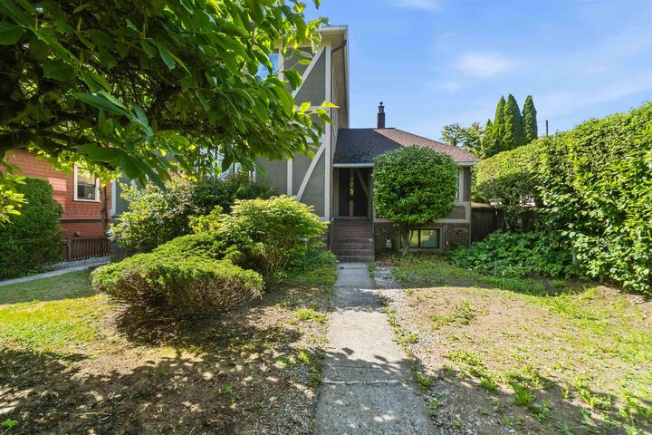 Property Photo: 205 Fourth Avenue BC V3L 1N5