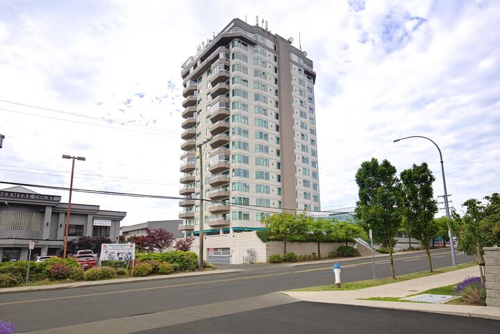 Property Photo:  32440 Simon Avenue 1001  BC V2T 5R3 