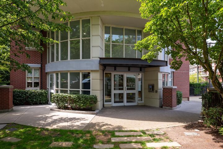 Property Photo: 1483 E King Edward Avenue 656 BC V5N 5Z3