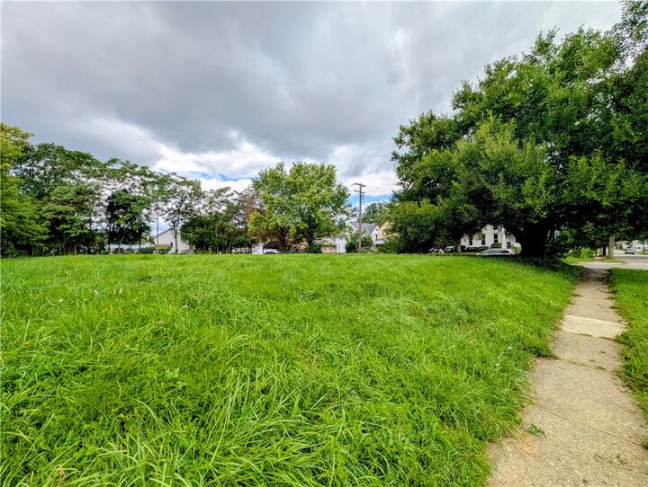 Property Photo:  322 E Center Street  NY 14901 