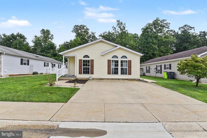 Property Photo:  17 Cinnamon Drive  MD 21918 