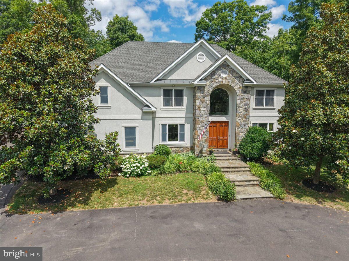 Property Photo: 5202 Chase Lane VA 22728