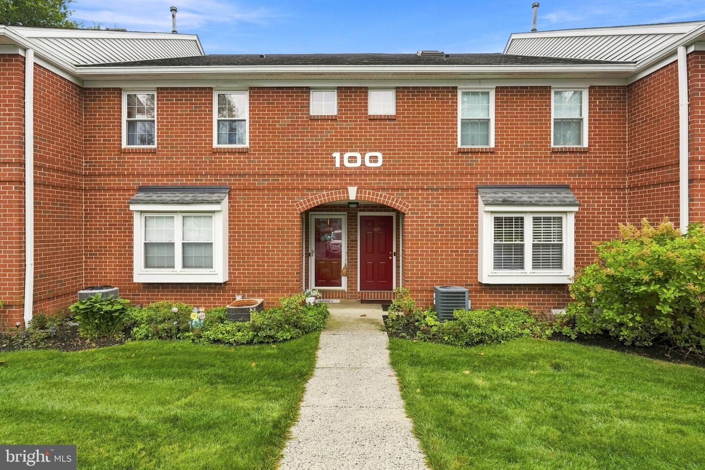 Property Photo:  750 E Marshall Street 103  PA 19380 