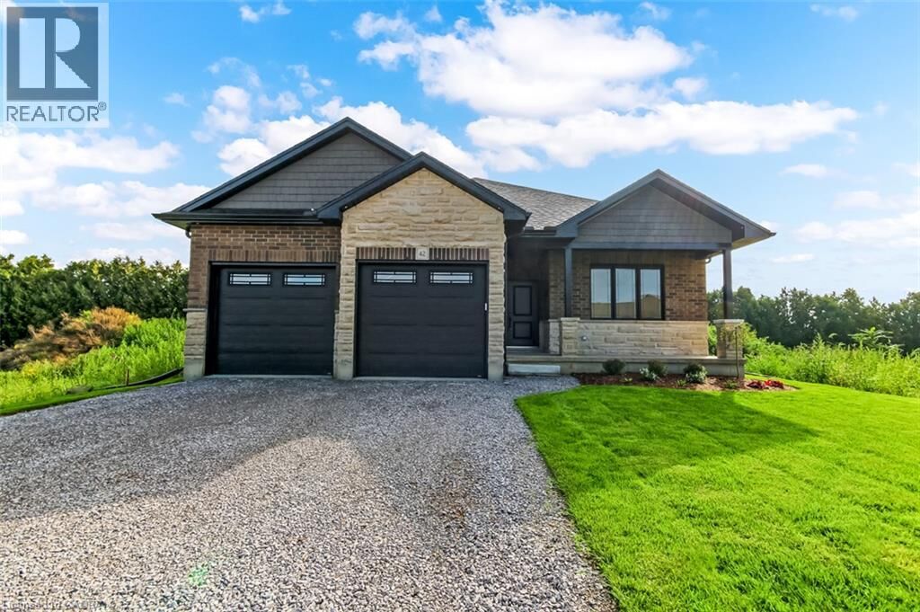 Property Photo:  42 Duchess Drive  ON N4B 0B3 