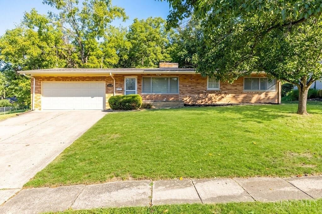 Property Photo: 3814 Sharonview Drive OH 45241