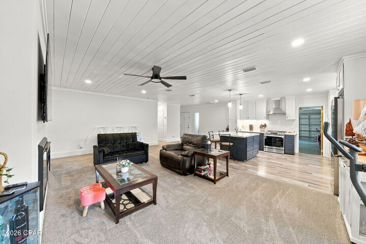 Property Photo:  218 N El Centro Boulevard  FL 32413 