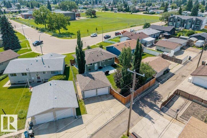 Property Photo:  7408 133 Av NW  AB T5C 2E4 