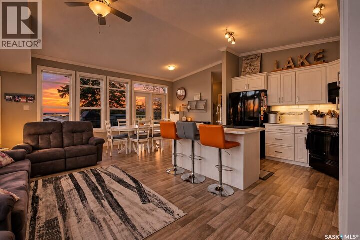 Property Photo: 404 Ash Avenue SK S0M 1A0