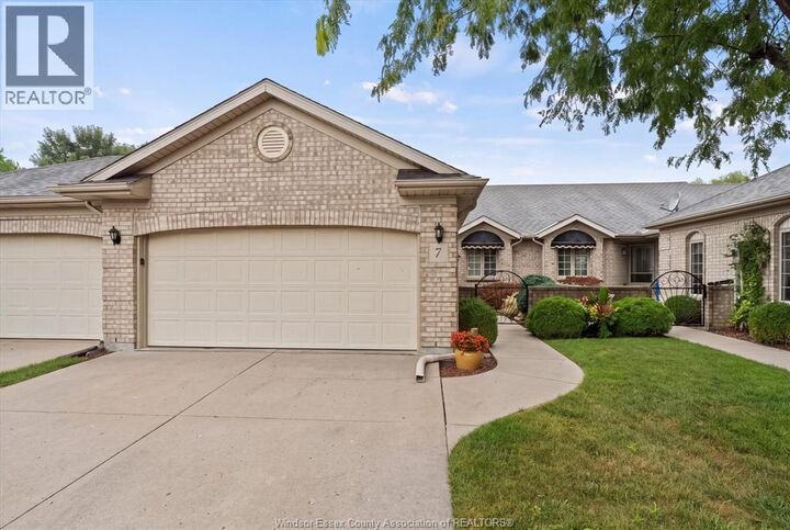 Property Photo:  7 Cherokee Lane  ON N8H 5H8 