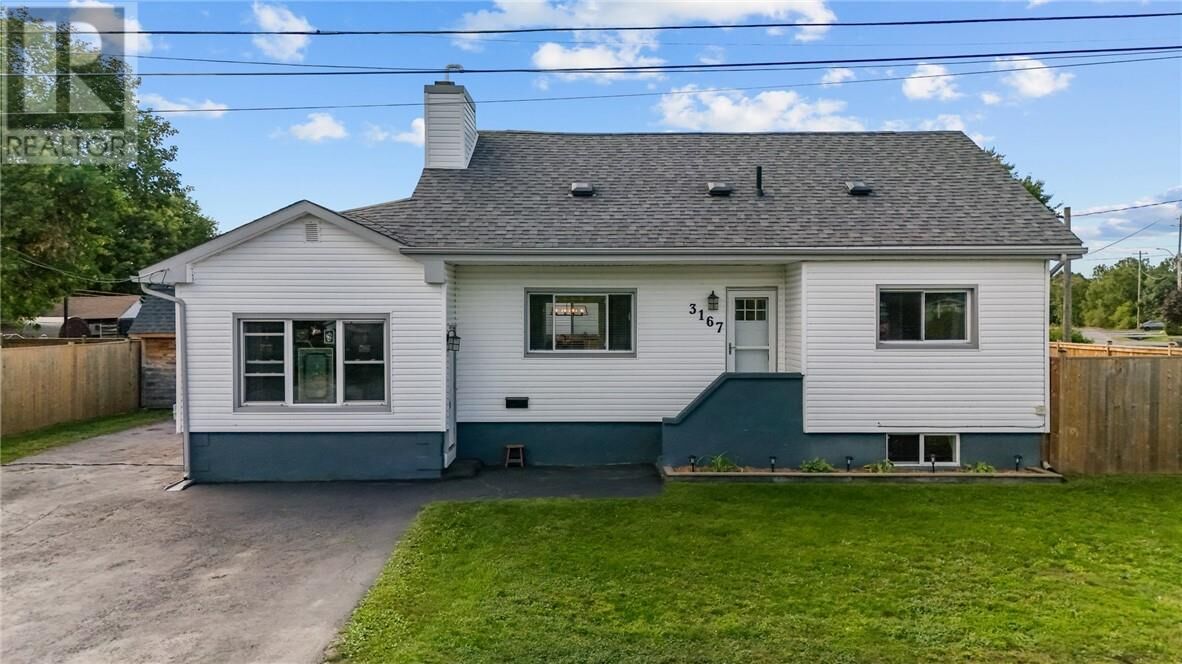 Property Photo:  3167 Marie Avenue  ON P3N 1B8 
