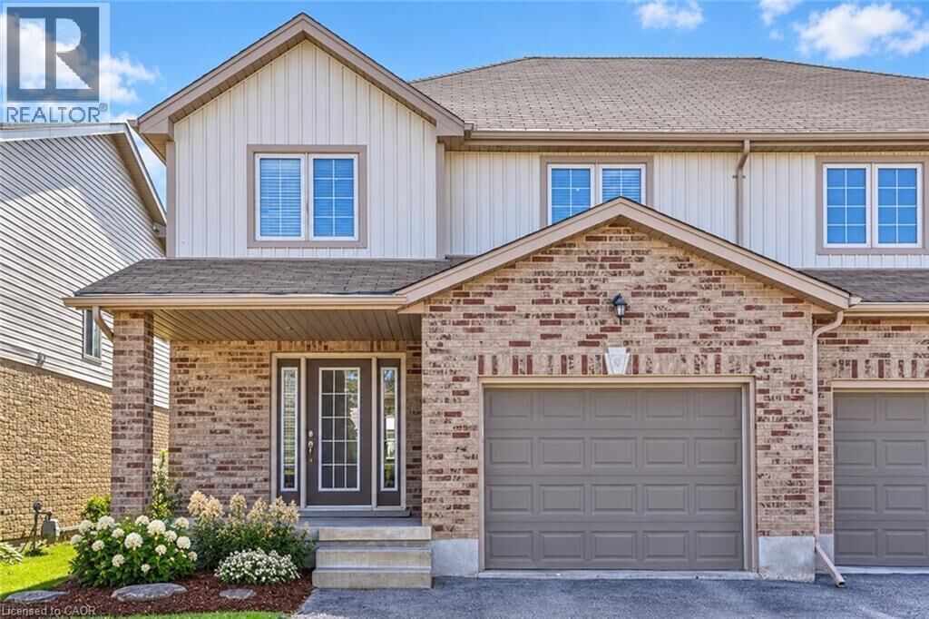 Property Photo:  98 Snow Goose Crescent  ON N3B 3M5 