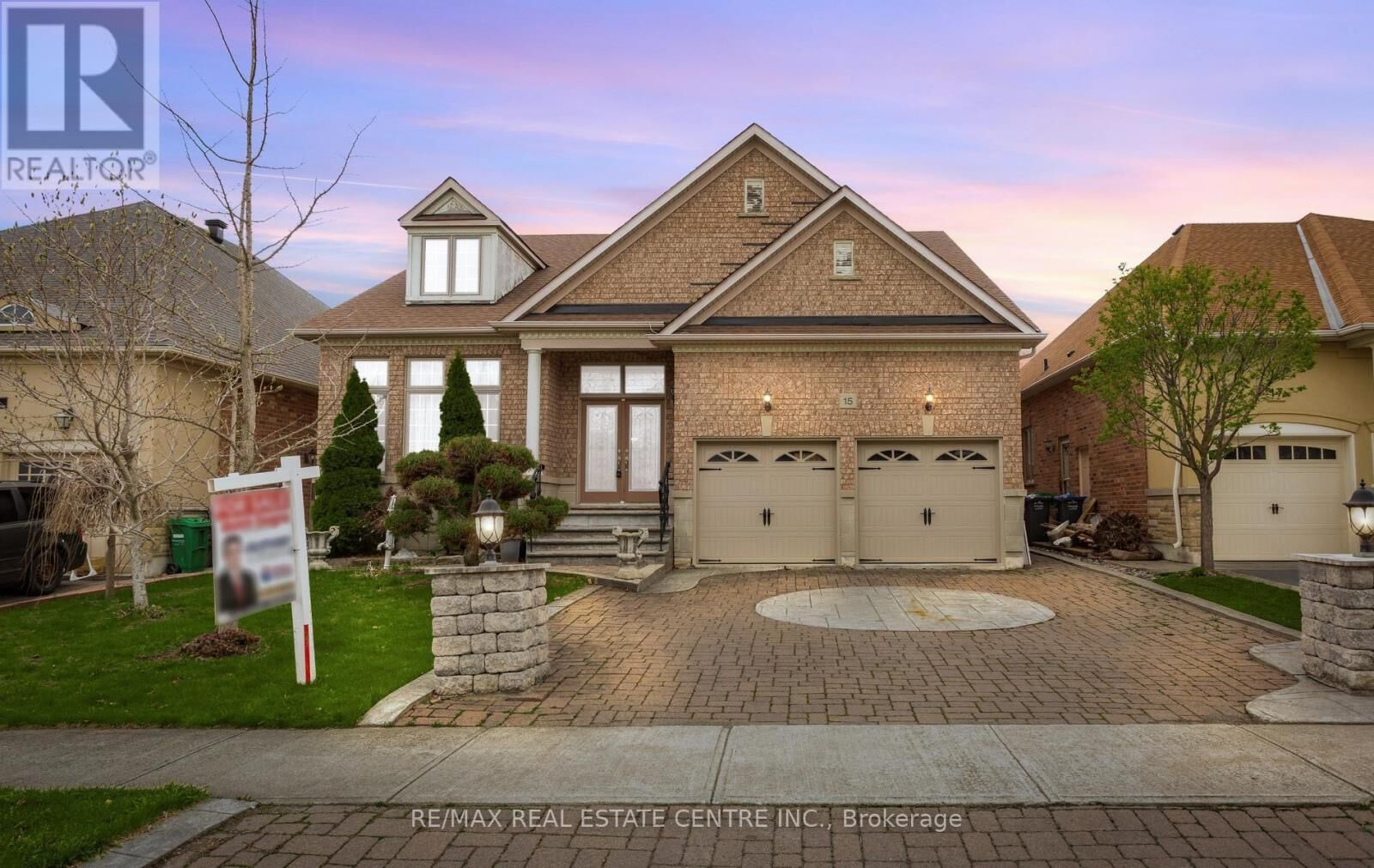 Property Photo: 15 Concorde Drive ON L6P 1V3