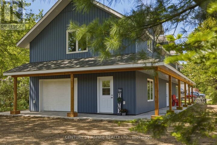 Property Photo:  32 Wilson Street  ON K0J 1J0 