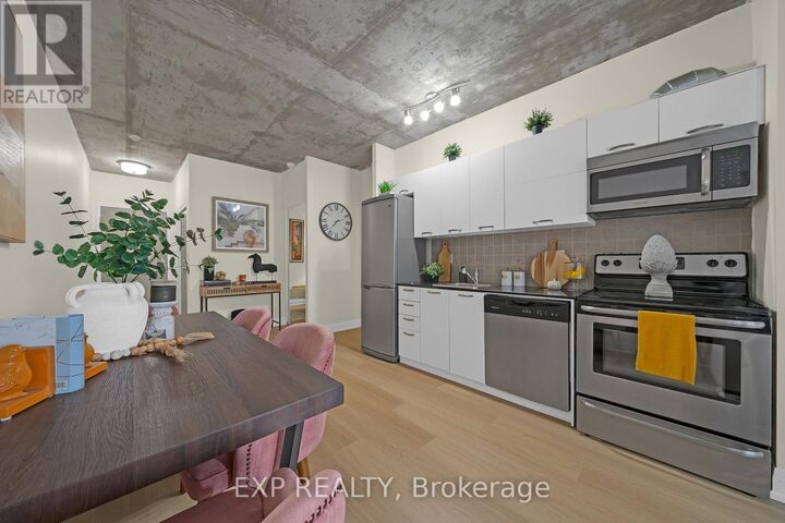 Property Photo:  150 Sudbury Street 403  ON M6J 3S8 