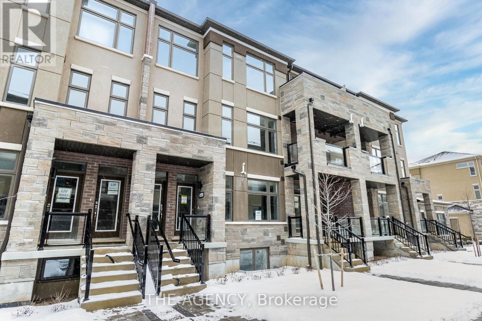 Property Photo: 45 Fieldridge Crescent 24 ON L6R 4G6