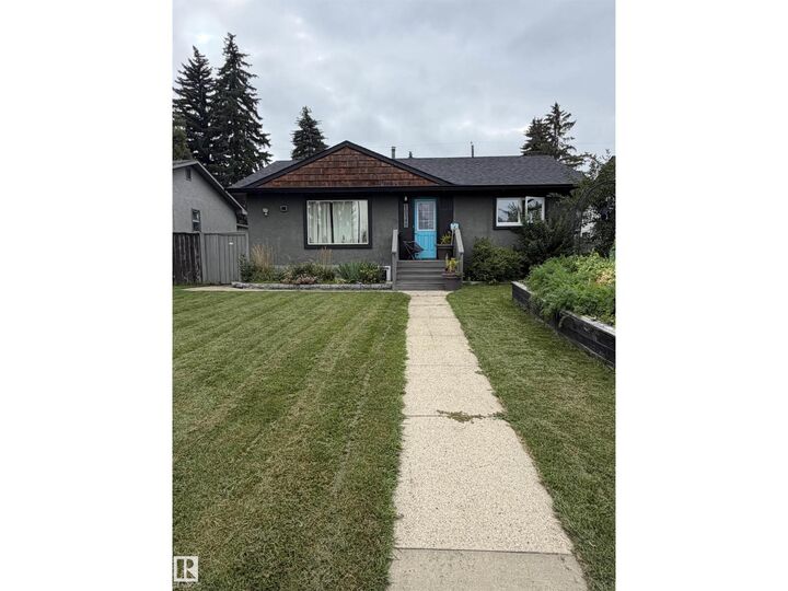 Property Photo:  10548 40 St NW  AB T6A 1T1 
