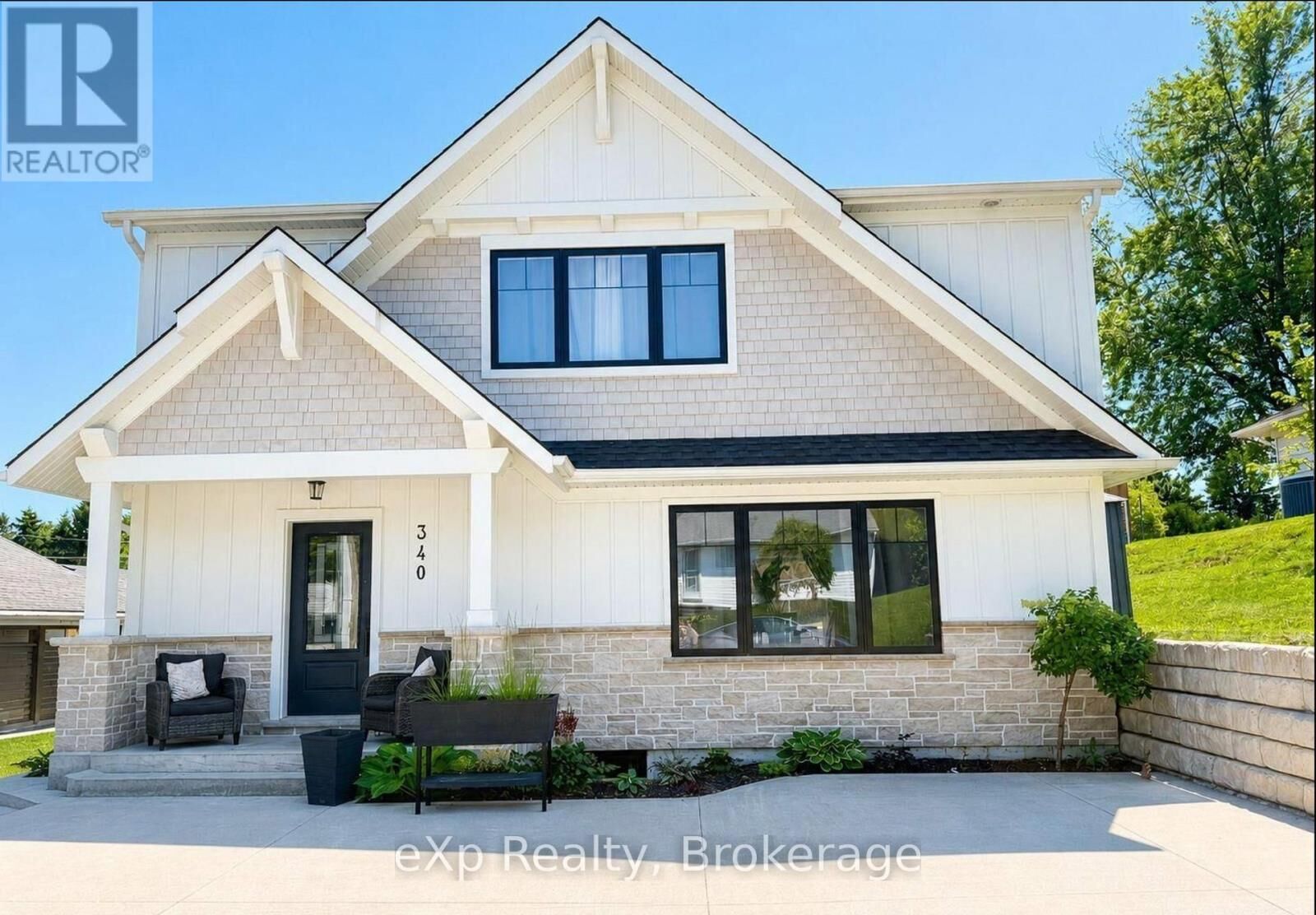 Property Photo:  340 Nelson Street A Upper  ON N2Z 1X7 