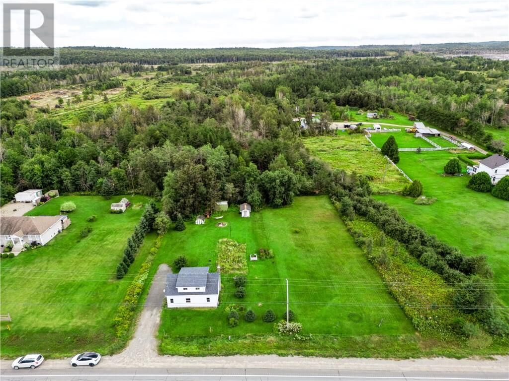 Property Photo:  911 Radar Road  ON P3P 0B4 