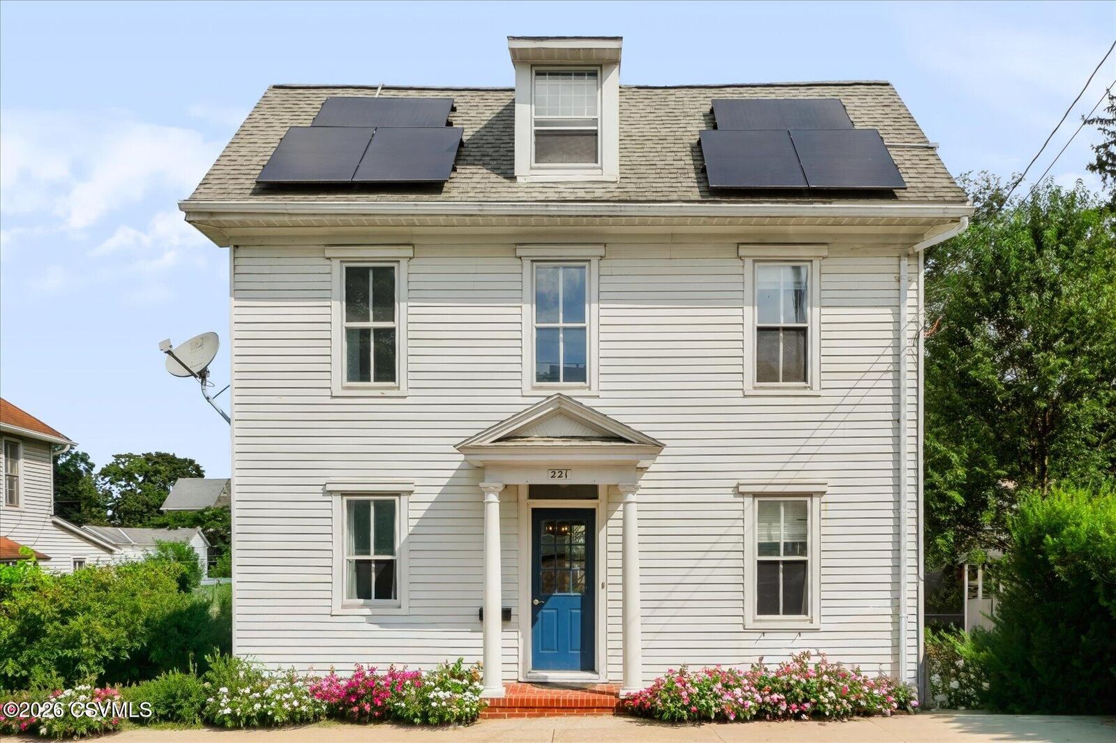 Property Photo:  221 Walnut Street  PA 17847 