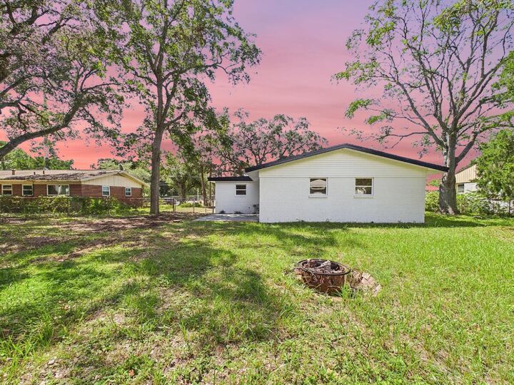 Property Photo: 343 NW Hollywood Boulevard FL 32548