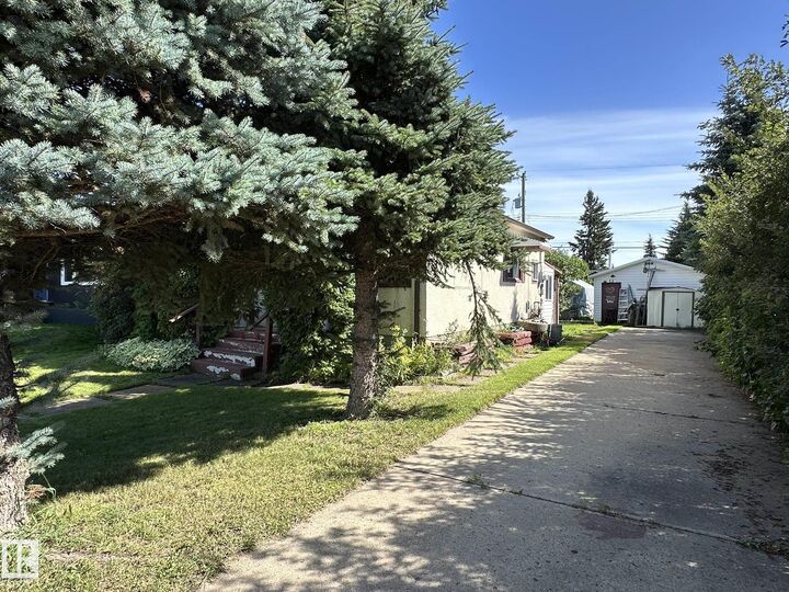 Property Photo:  291 White Earth Street  AB T0A 3C0 
