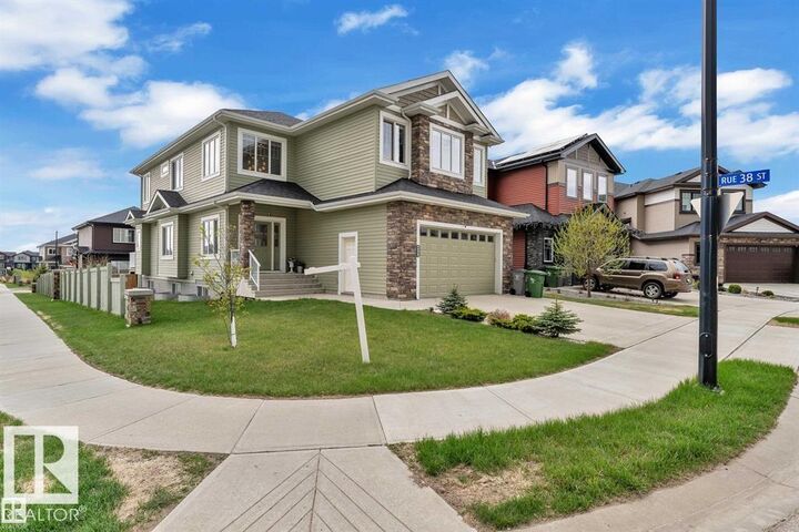 Property Photo:  4902 38 Street  AB T4X 2B6 
