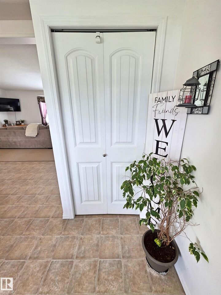 Property Photo:  3808 2nd Street  AB T0A 2K0 