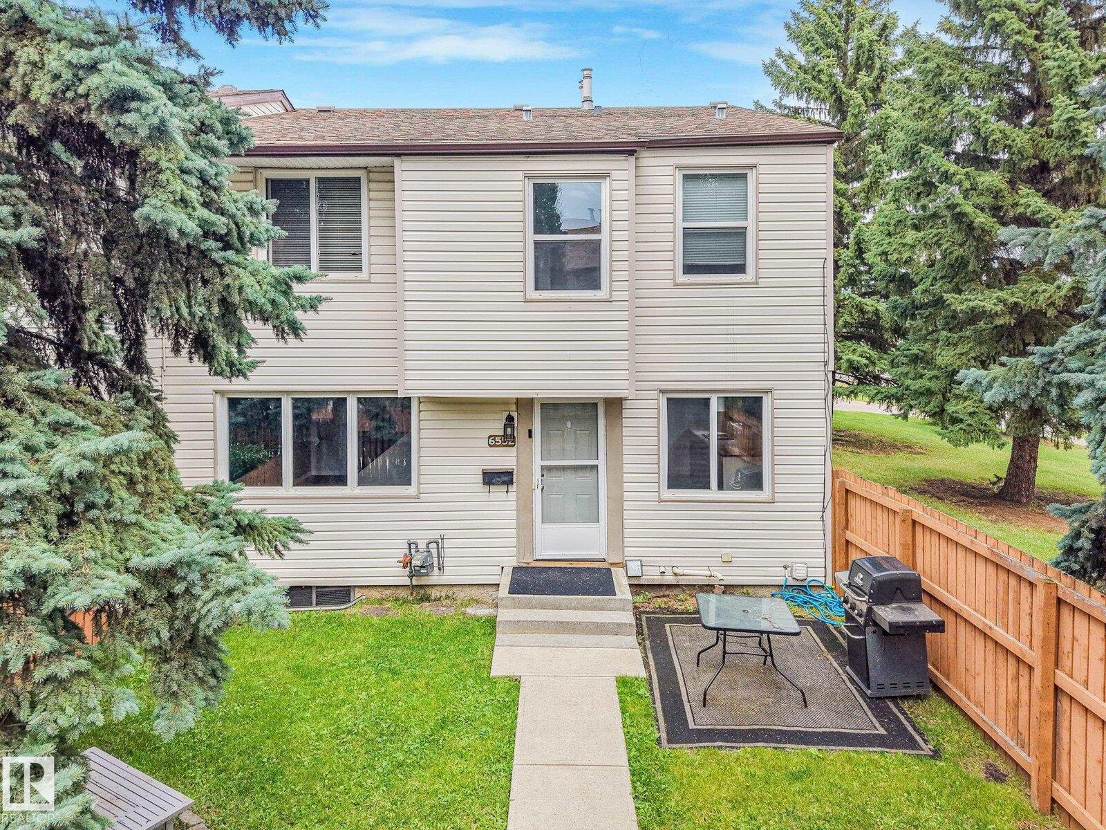 Property Photo:  6552 178 Street NW  AB T5T 2A2 