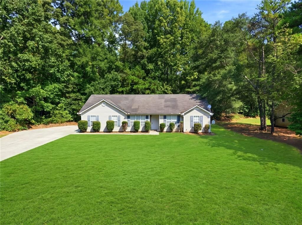 Property Photo:  25 Mountainview Drive  GA 30016 