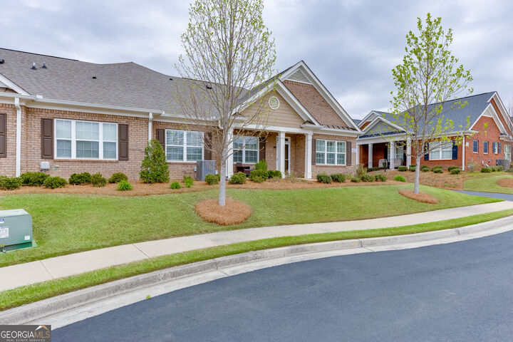 Property Photo: 3765 Ridgehurst Lane GA 30519