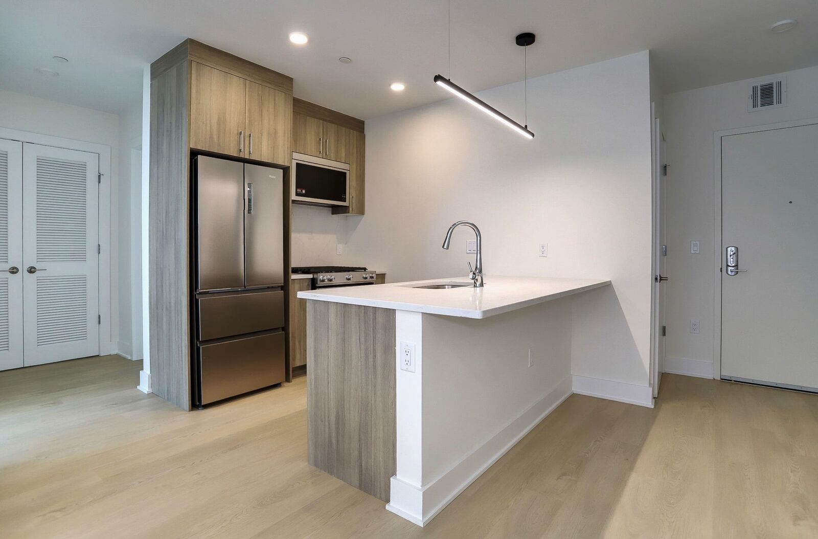 Property Photo:  303 Madison St 301  NJ 07030 