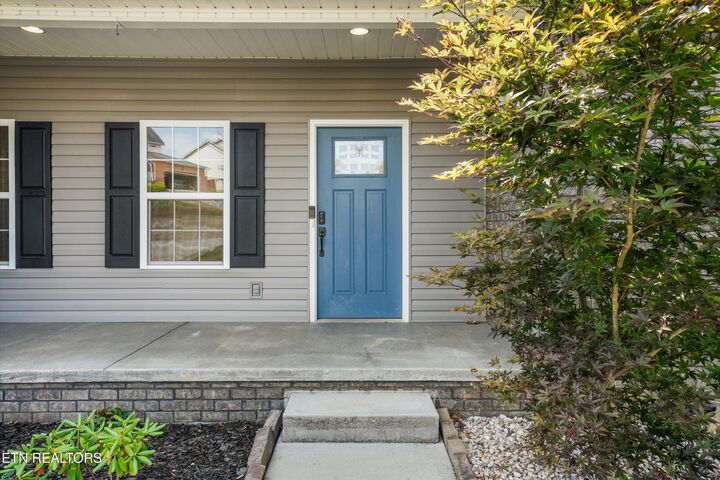 Property Photo: 2000 Country Brook Lane TN 37921