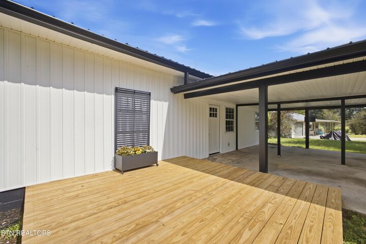 Property Photo:  277 Reids Lane  TN 37381 