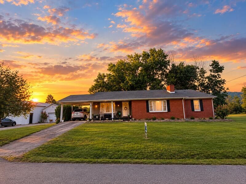 Property Photo: 118 Greenway Road KY 40380