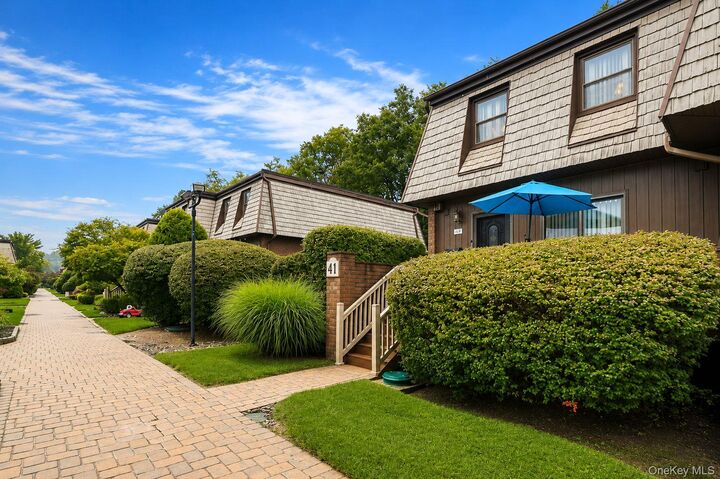 Property Photo:  41 Heritage Drive A  NY 10956 
