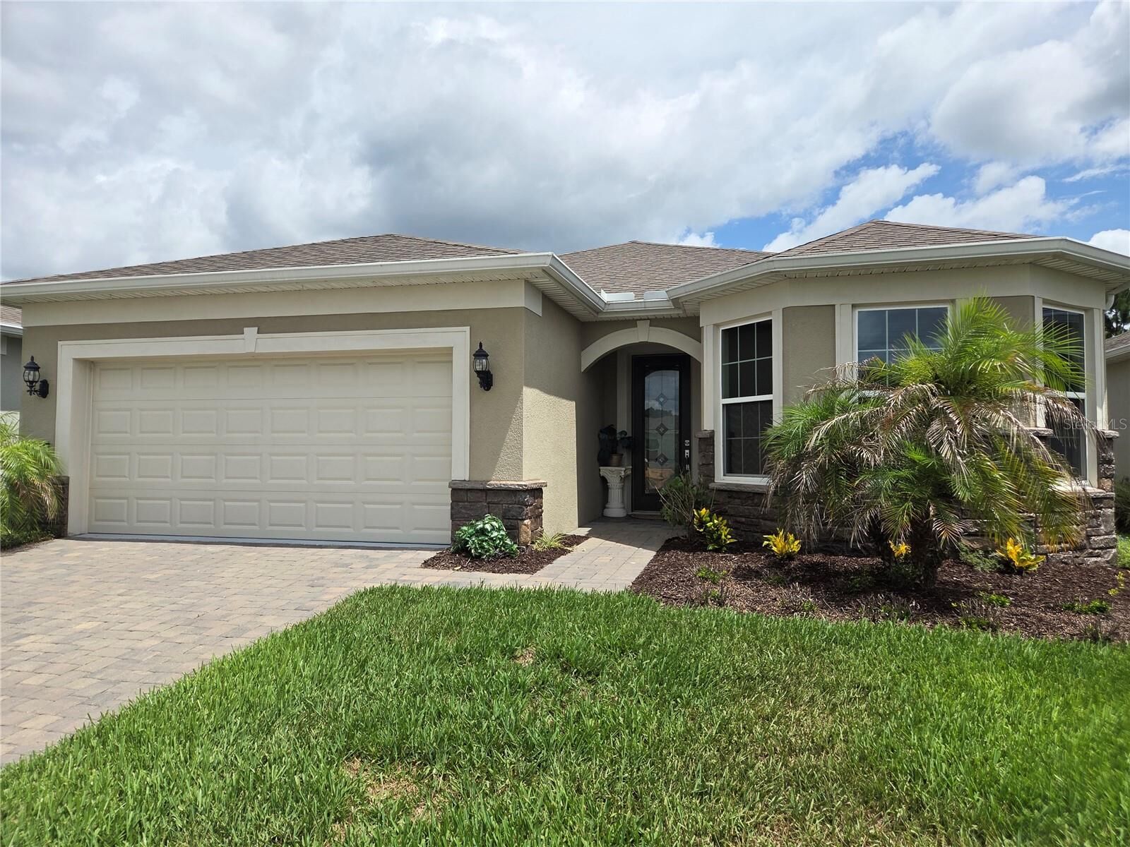 Property Photo:  6117 Citrus Grove Court  FL 34771 