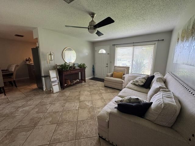Property Photo:  5134 Twine Street  FL 32821 