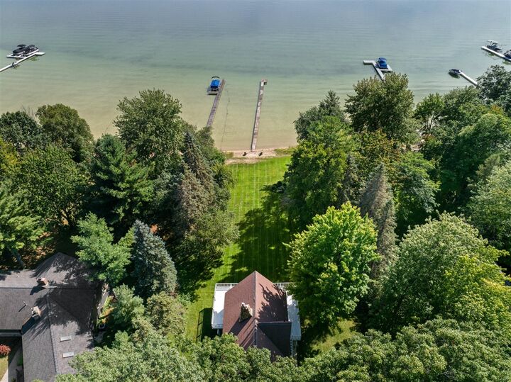 Property Photo:  6529 Edgewater Drive  MI 49640-9503 