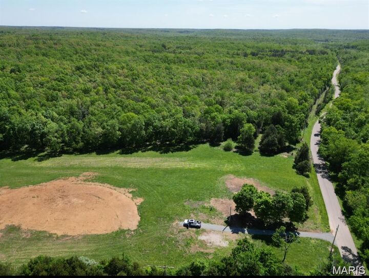 Property Photo: 9207 Old Jackson Road MO 63645