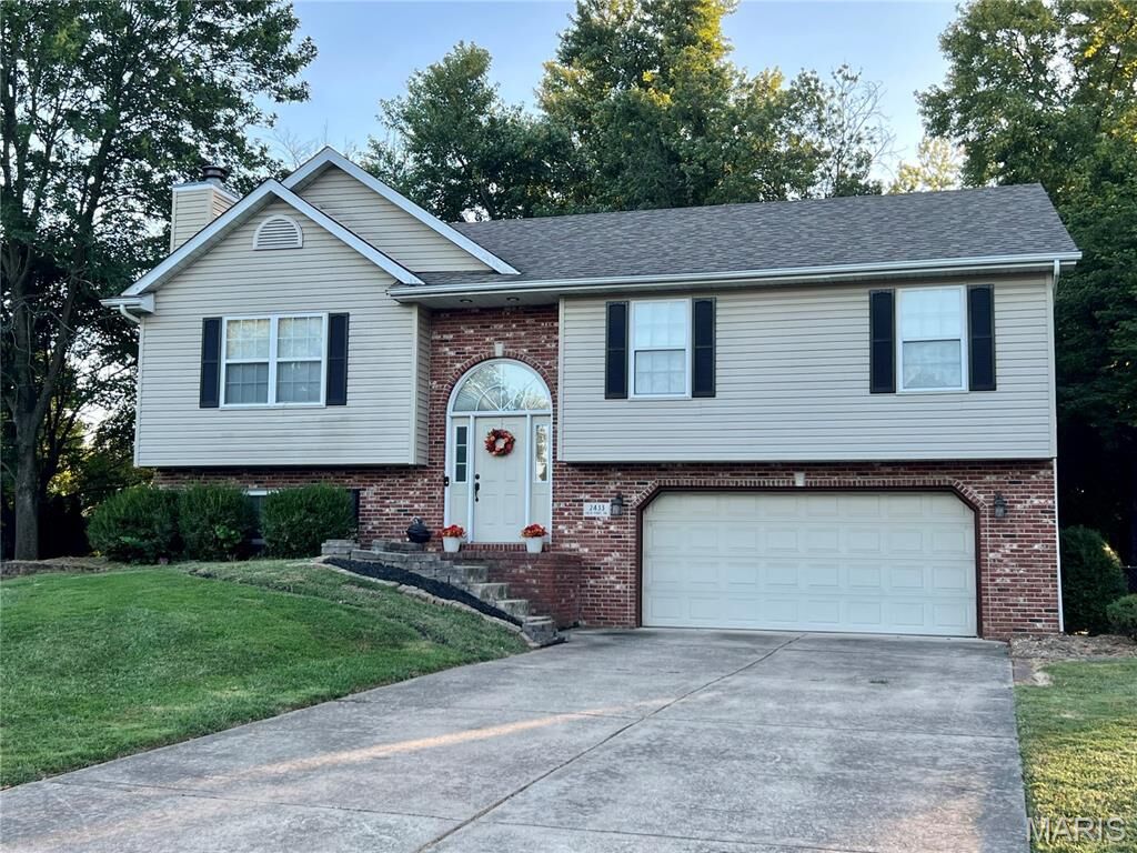 Property Photo:  2433 Field Point Drive  IL 62062 